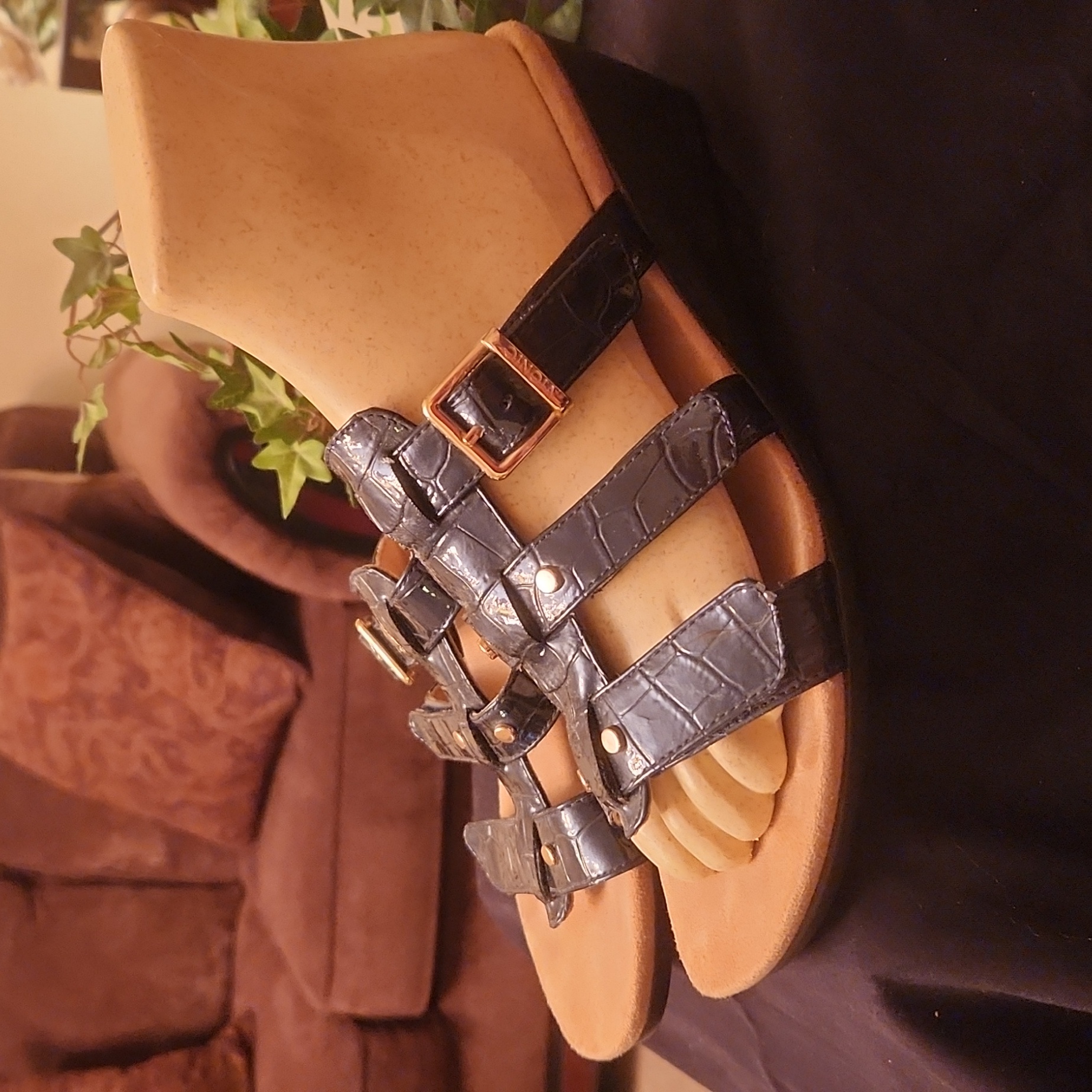 Vionic Sandles